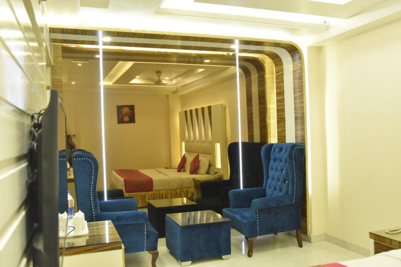 Hotel Aman Continental - 2Mins From Railway Station And 5 Mins From Metro Nueva Delhi Exterior foto