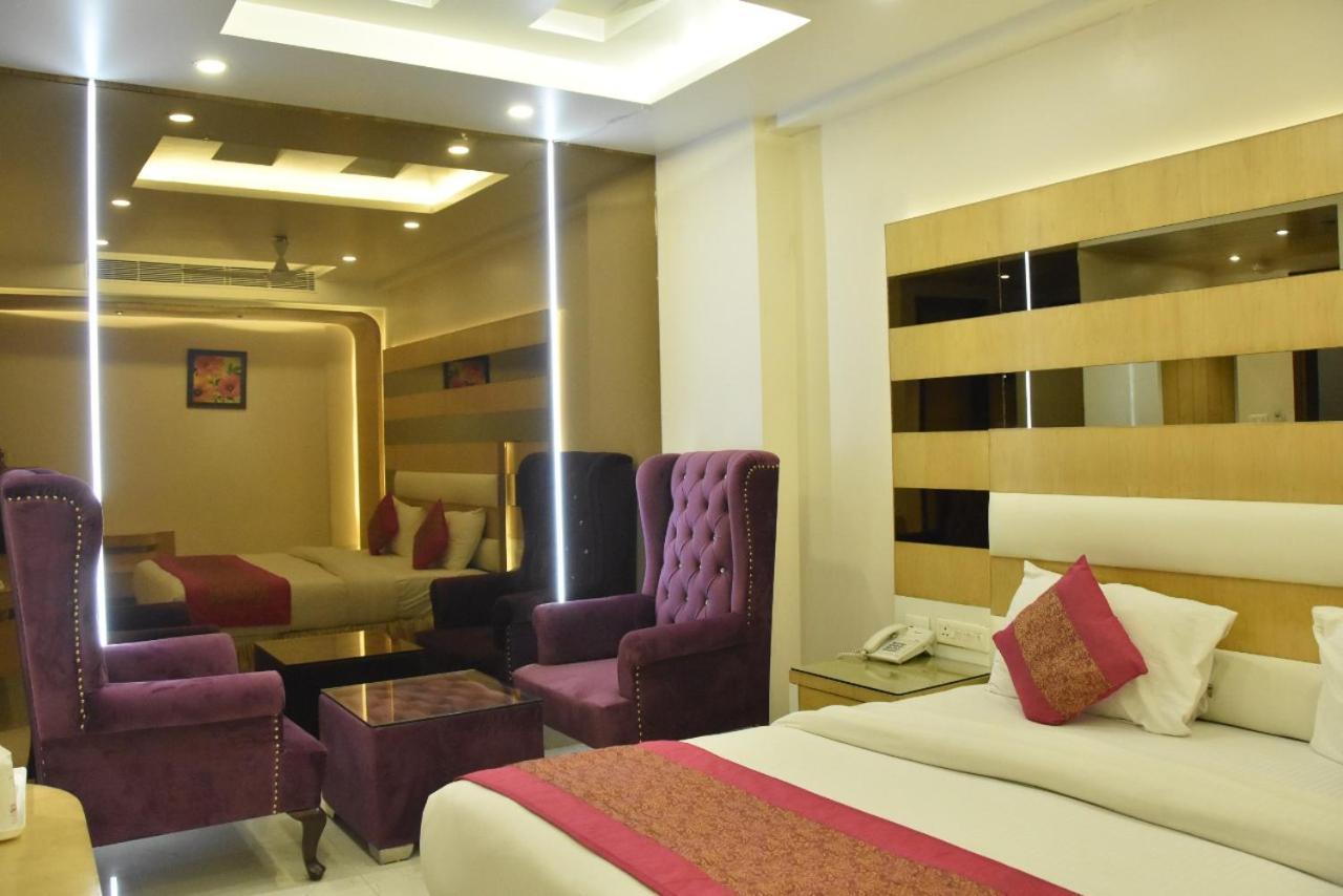 Hotel Aman Continental - 2Mins From Railway Station And 5 Mins From Metro Nueva Delhi Exterior foto