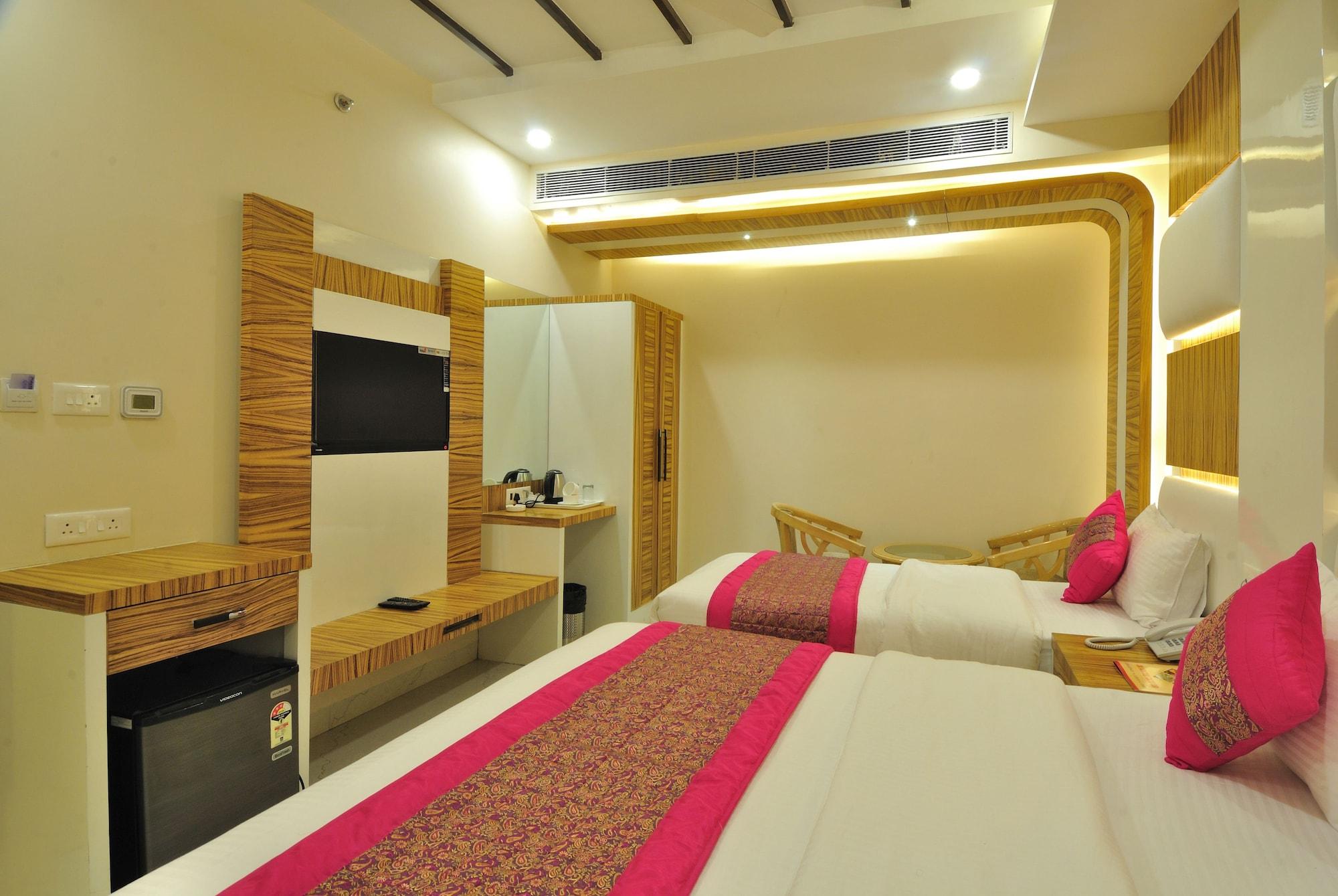 Hotel Aman Continental - 2Mins From Railway Station And 5 Mins From Metro Nueva Delhi Exterior foto