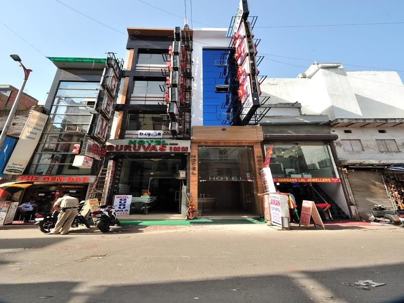Hotel Aman Continental - 2Mins From Railway Station And 5 Mins From Metro Nueva Delhi Exterior foto